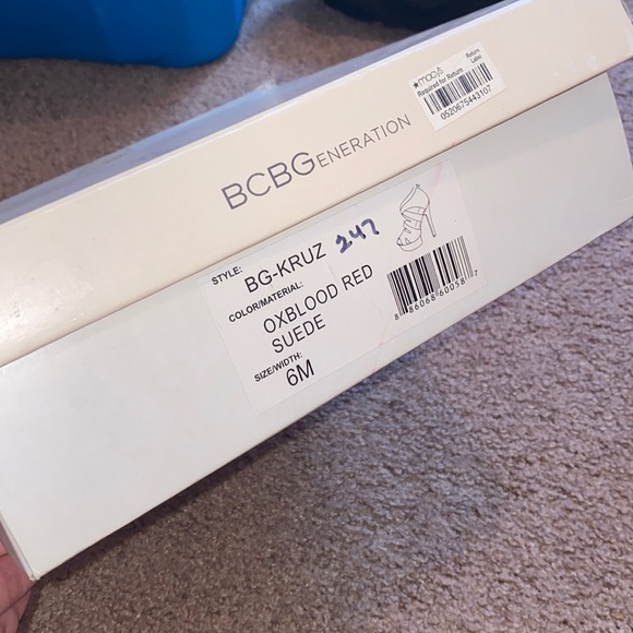 BCBG Kruz Oxblood Red Suede Heels - Picture 11 of 11